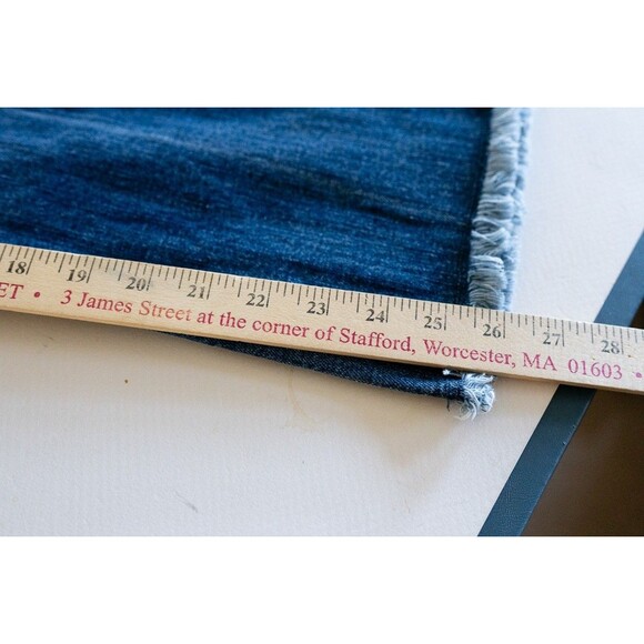 Old Navy Flare Mid-rise Jeans 18 Reg 40/26 Raw hem - Picture 8 of 8